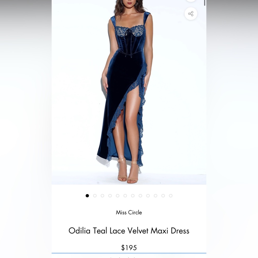 XL Miss circle Odilia teal lace velvet maxi dress